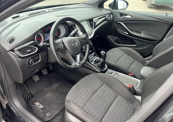 Opel Astra cena 45900 przebieg: 180000, rok produkcji 2016 z Mysłowice małe 497